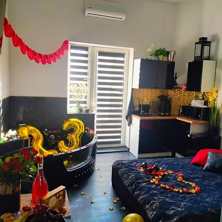 Czarny Z Jacuzzi * Bydgoszcz