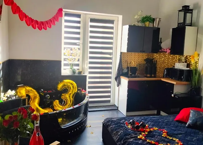 Czarny Z Jacuzzi * Bydgoszcz